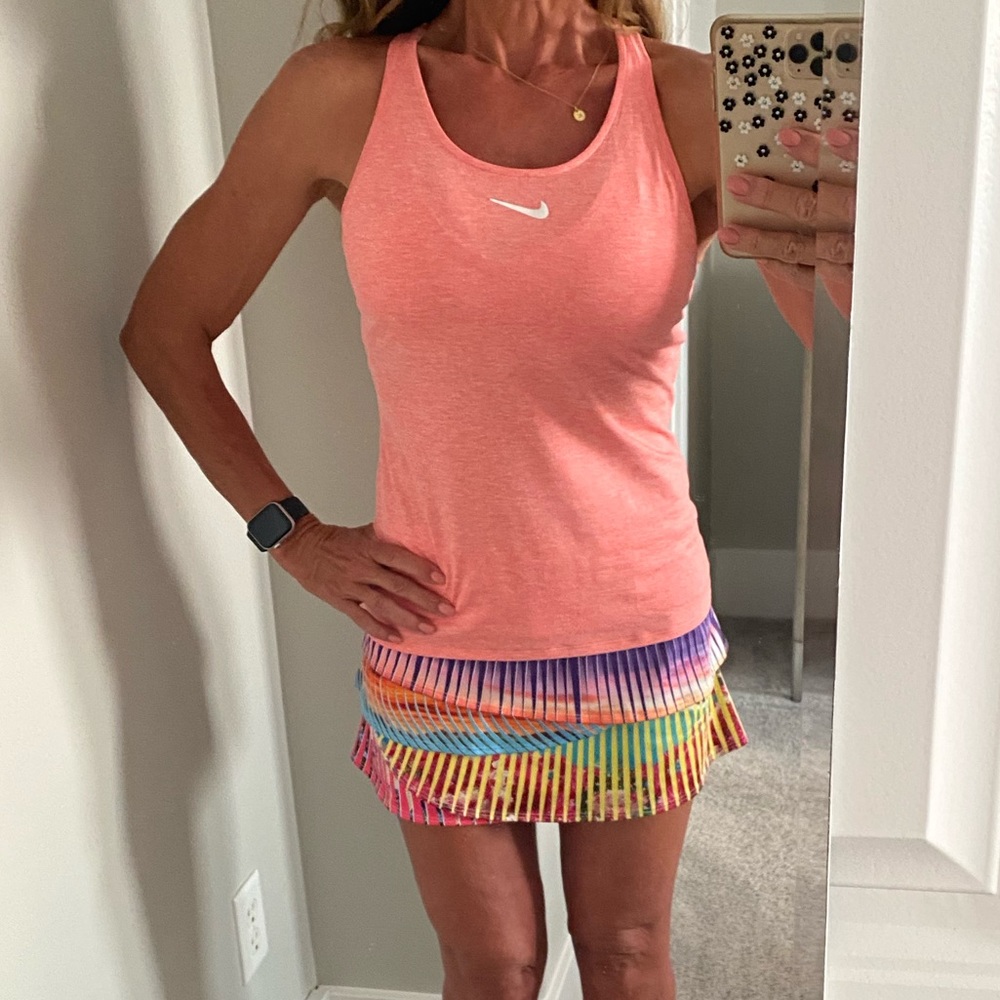 Melon Nike Tank Top With Key Hole Cut Out in Back.
